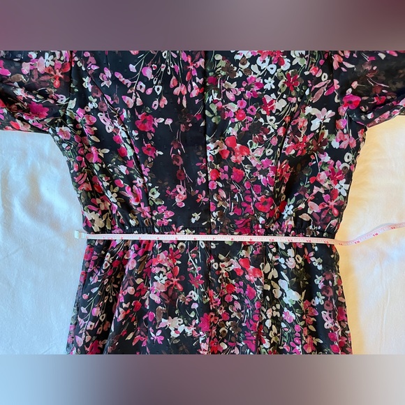 Danny and Nicole Black Floral Long Sleeve Midi Dress Berry Size 4 NWT - Picture 6 of 8